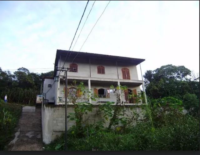 Vendo casa com terreno com 750m² 
