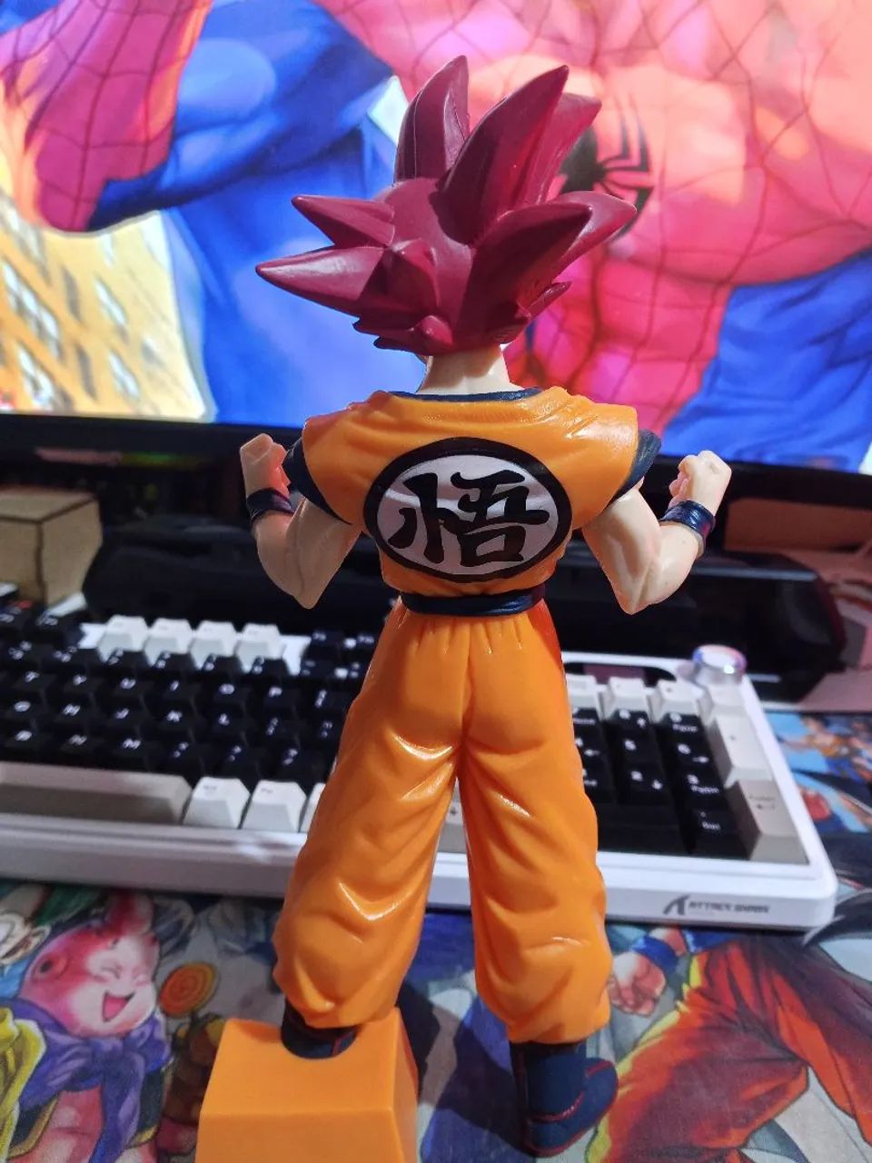 Action figure Goku SSJ God - Foto 3
