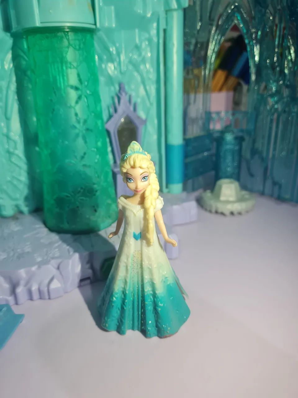 CASTELO COM LUZES PRINCESS FROZEN  - Foto 5