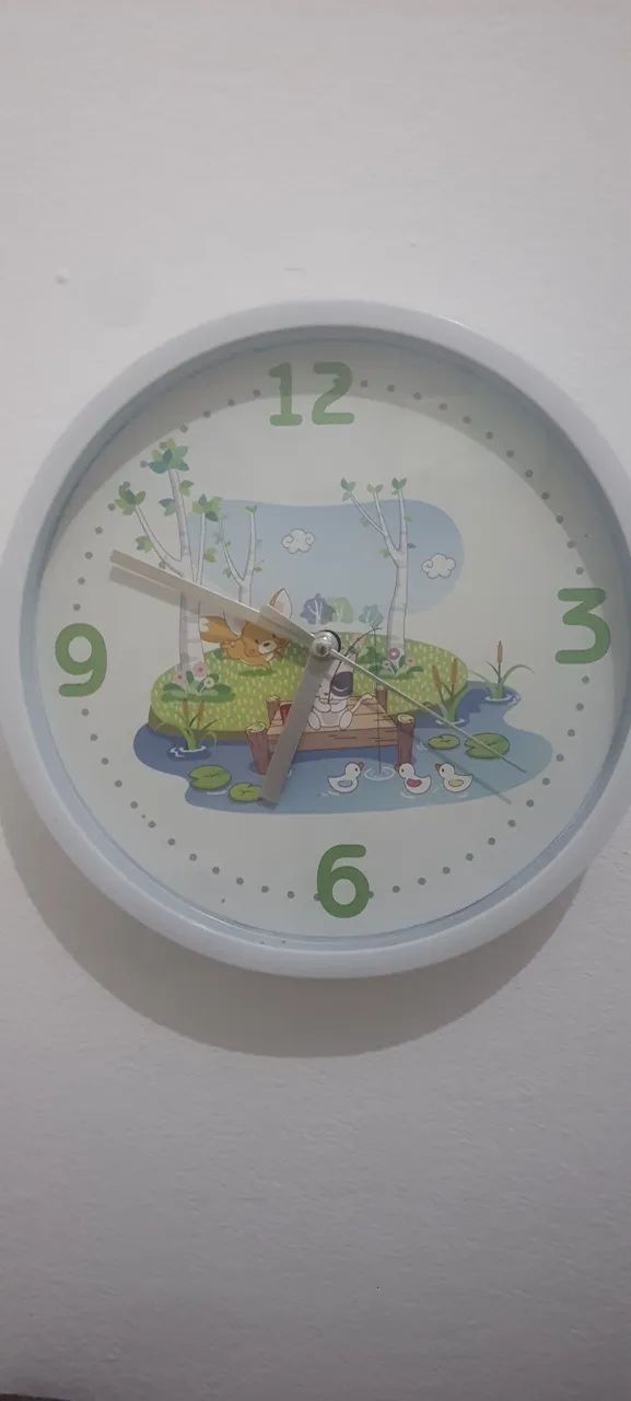 Relógio de parede infantil