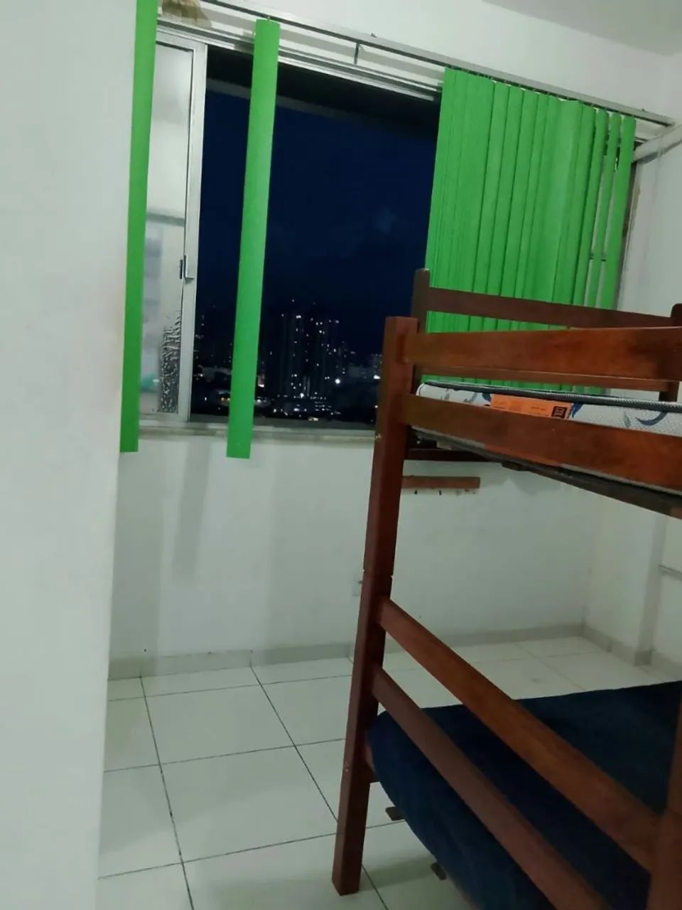 Alugo apartamento no Edificio Paes de Carvalho - Foto 4