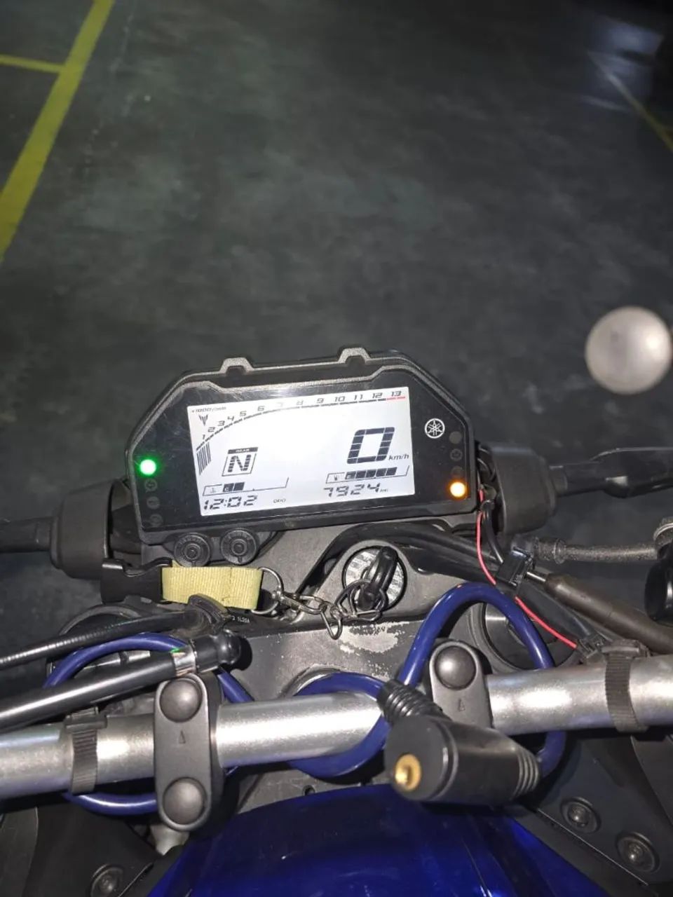 Yamaha MT-03 - Foto 2