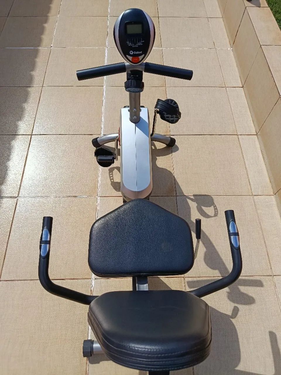 Vende-se bicicleta Ergométrica muito Nova  - Foto 3