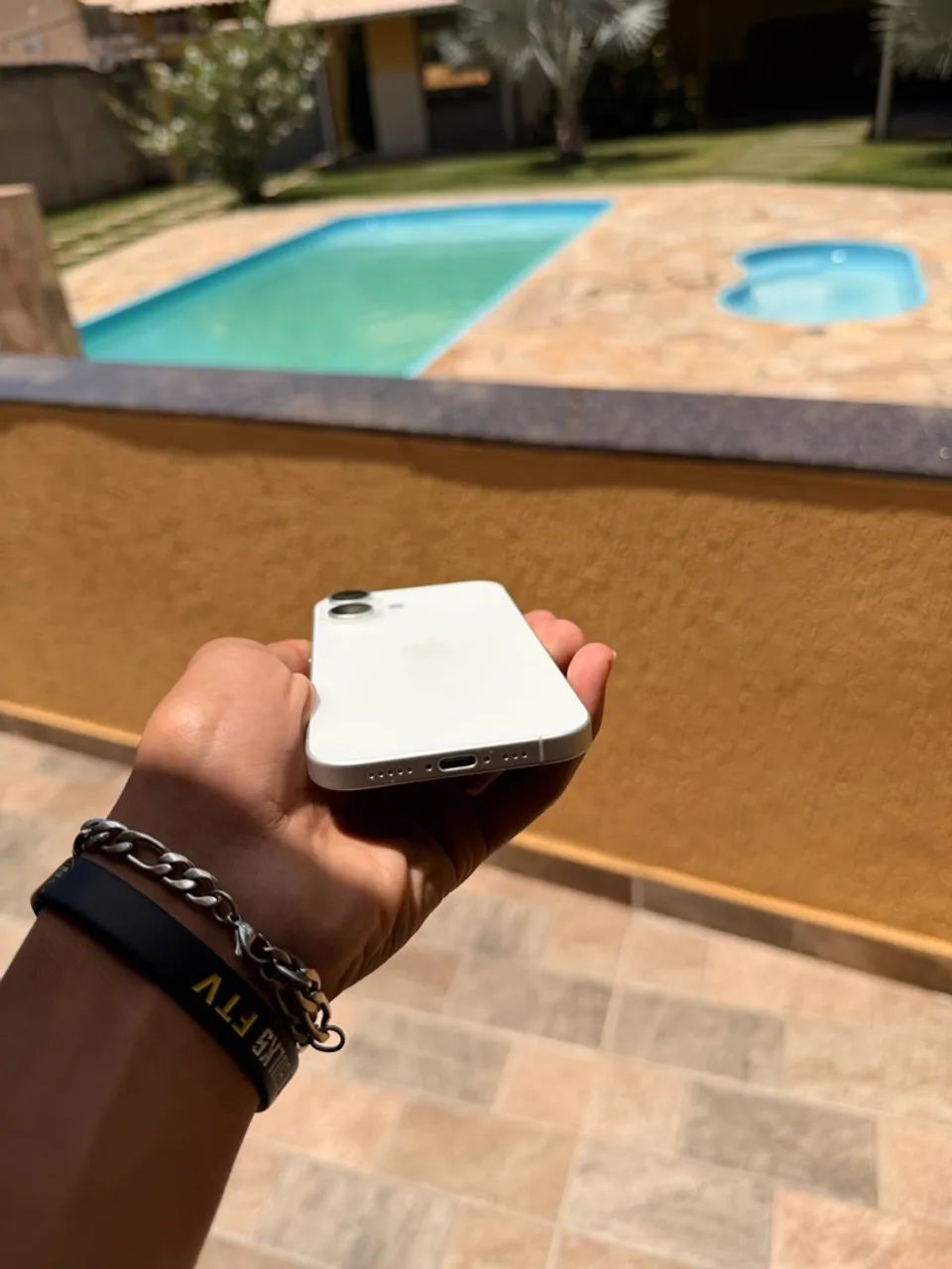 iPhone 16 saúde 100% - Foto 2