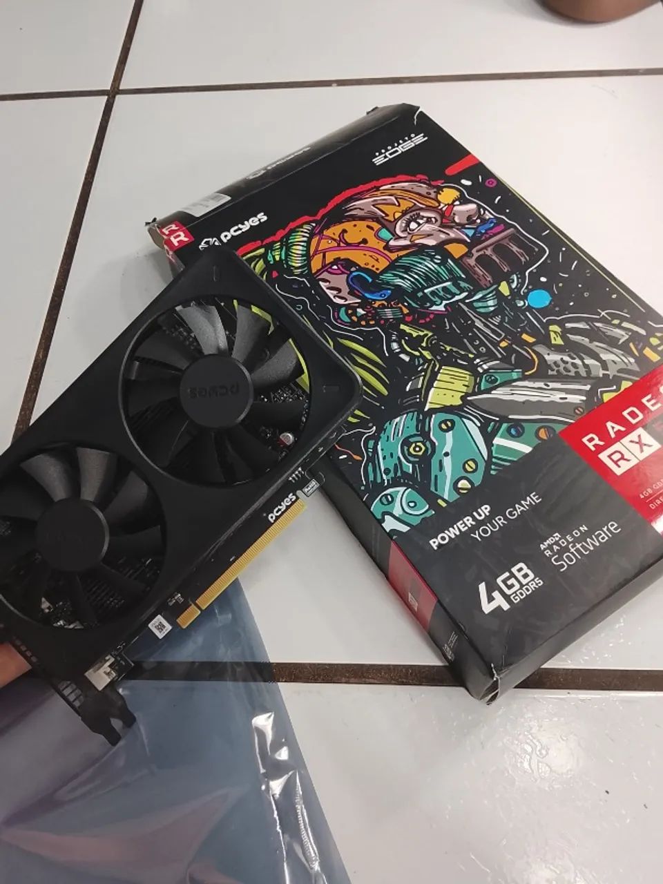 Rx 550 (aceito trocas,placa nova) - Foto 4