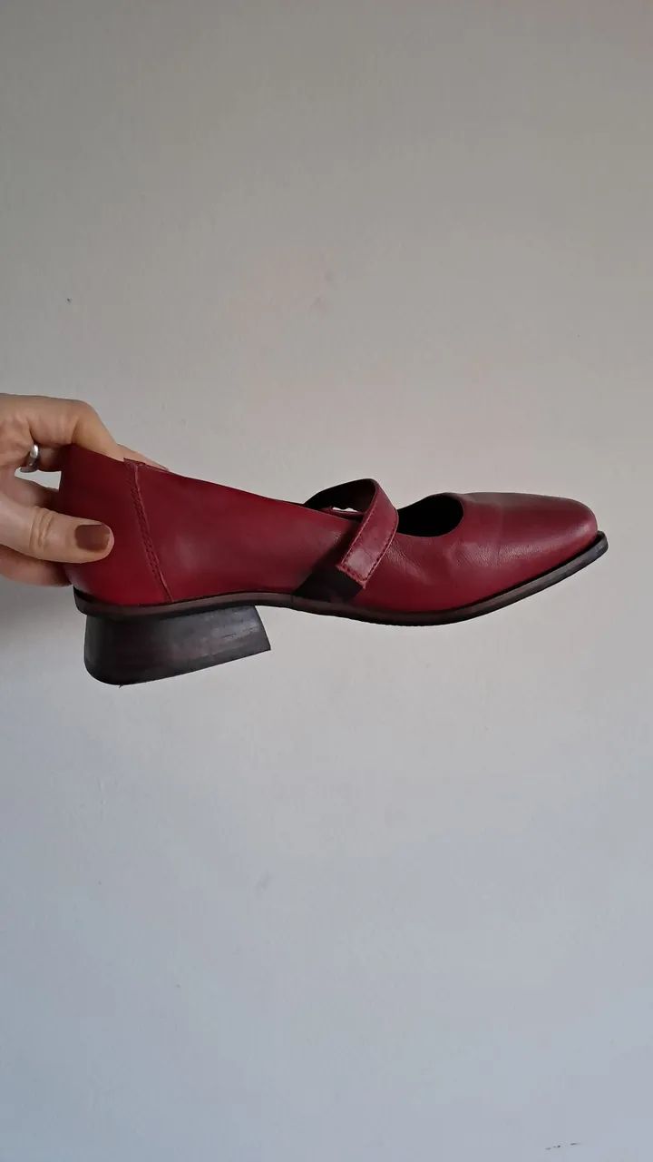 Sandália Outer, 100% couro, estilo Mary Jane! - Foto 5