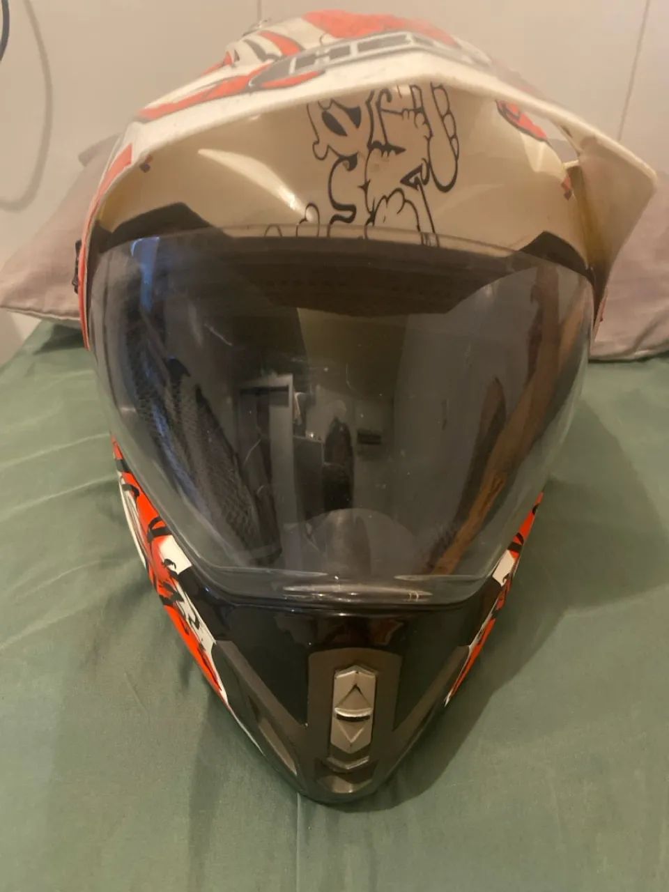 Capacete em bom estado de uso 