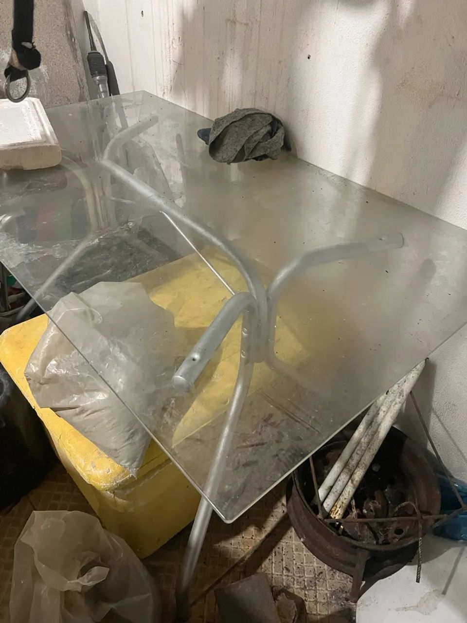 Mesa de vidro 4 lugares sem cadeira 