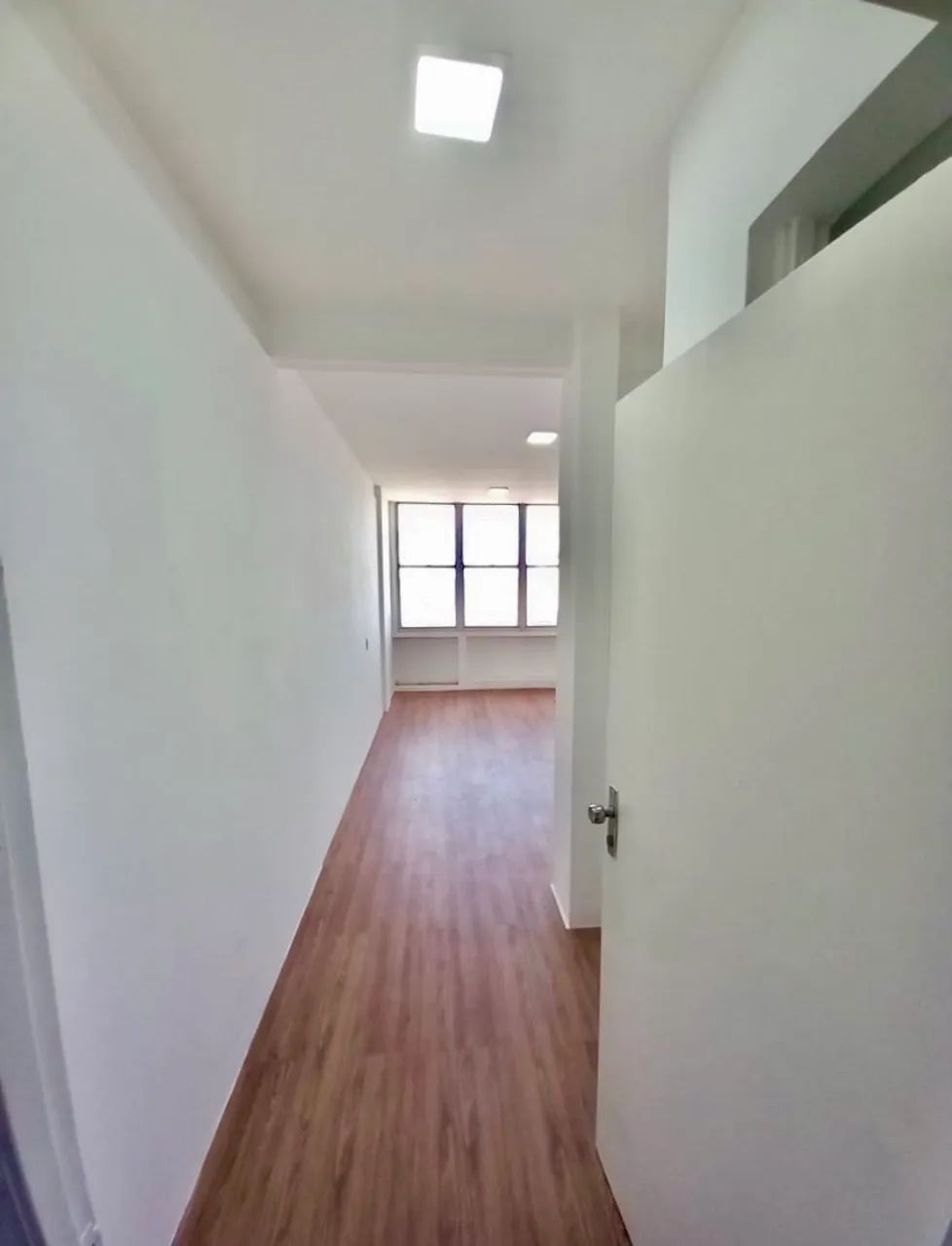 Sala Comercial Reformada no Ed. Palácio do Comércio  - Foto 2