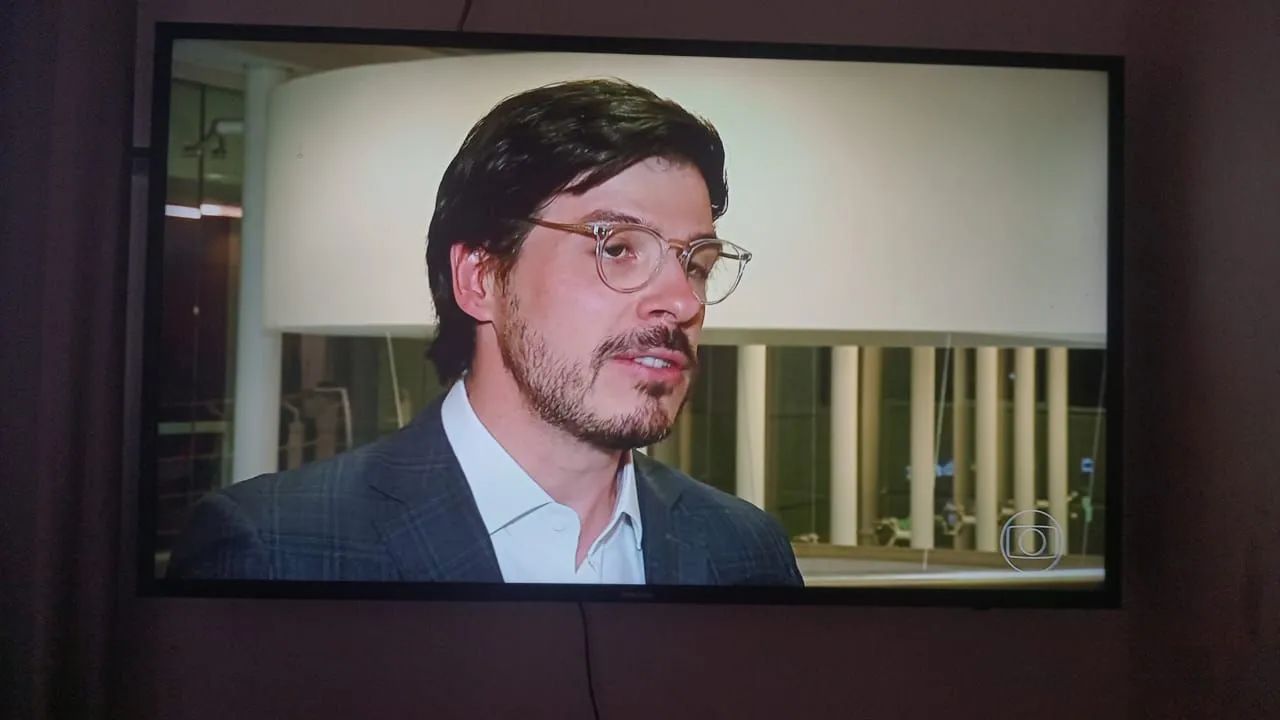 Televisão 43 smart - Foto 2