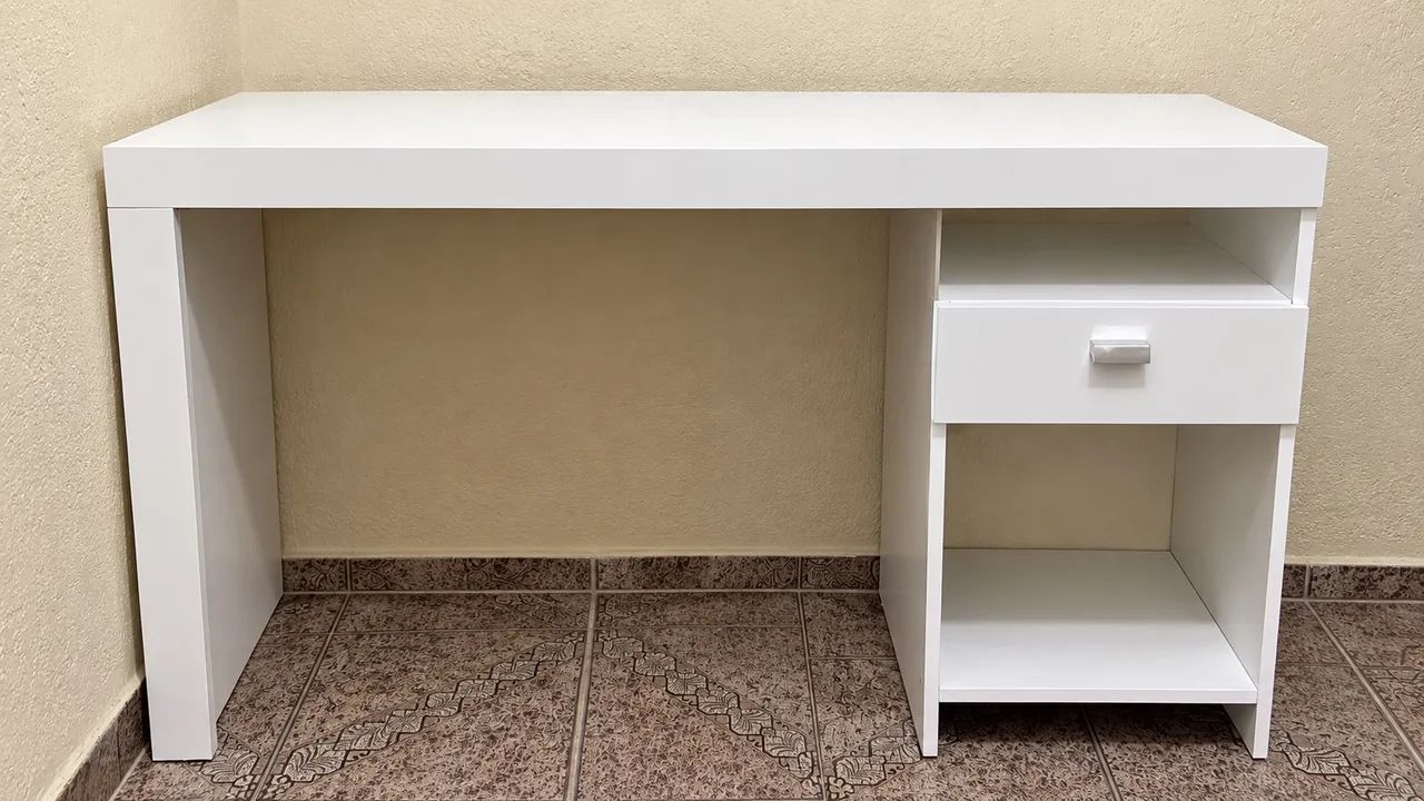 Mesa escrivaninha 