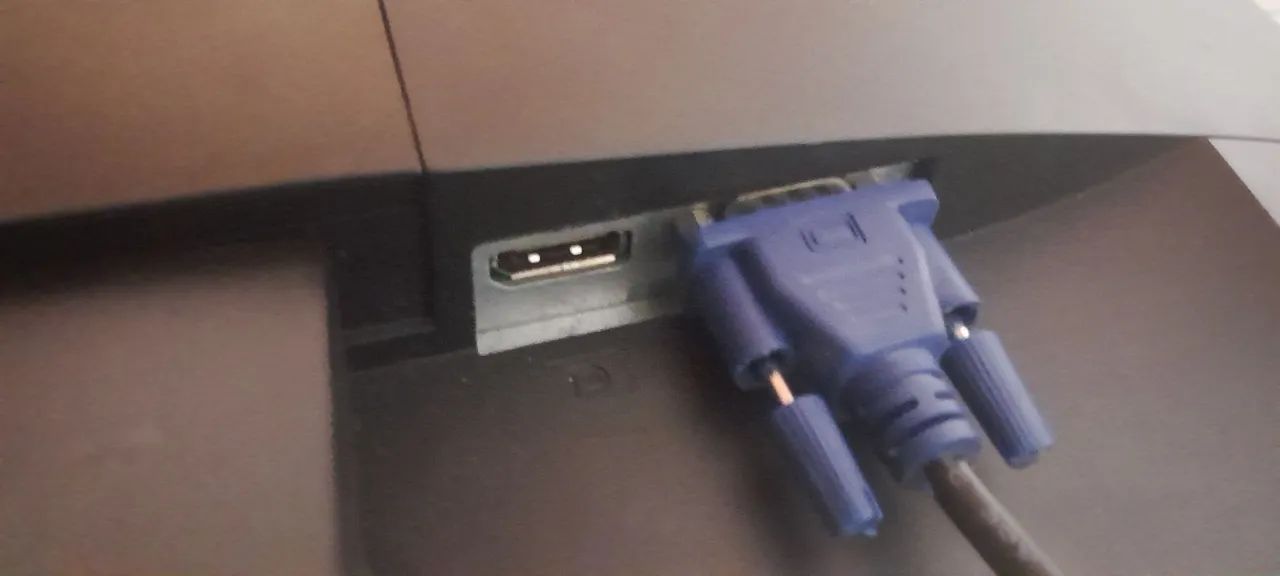 Mini pc lenovo ThinkCentre M720q e Monitor Dell 19 polegadas. - Foto 4