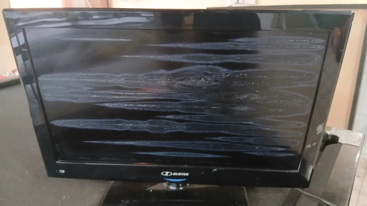 TV 32 polegadas bem barata - Foto 2
