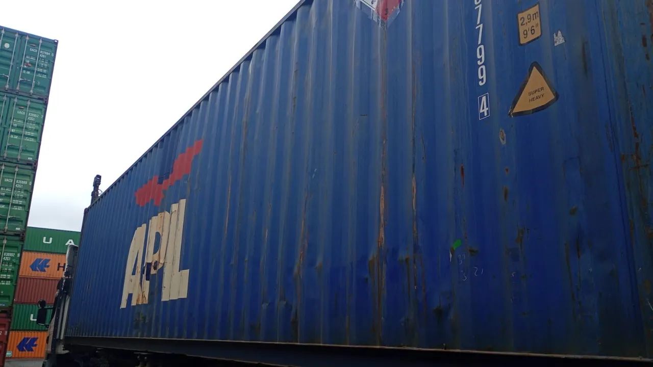 12m HC Model Container