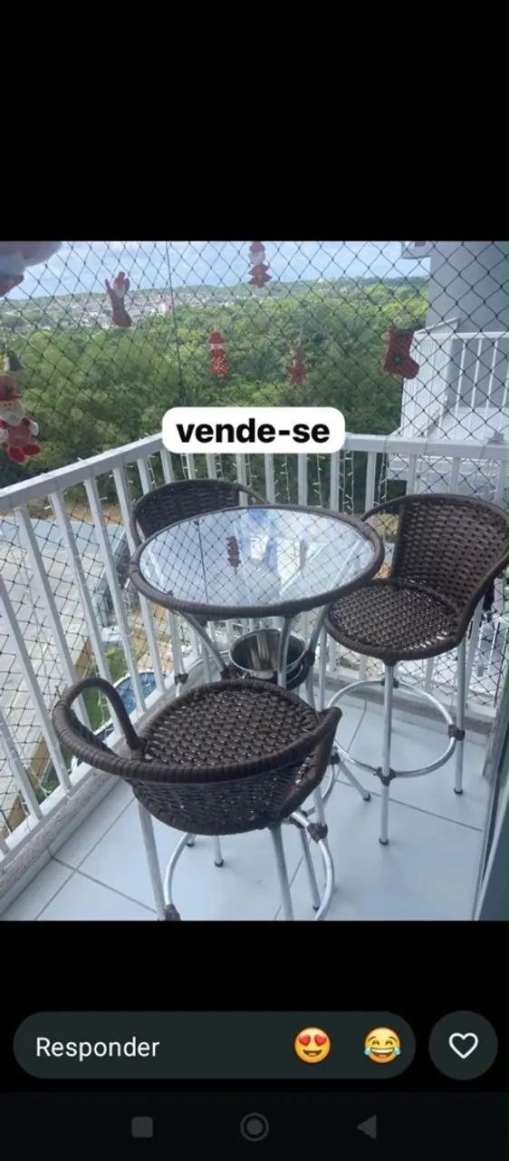 Mesa bistrô com 3 baqueta