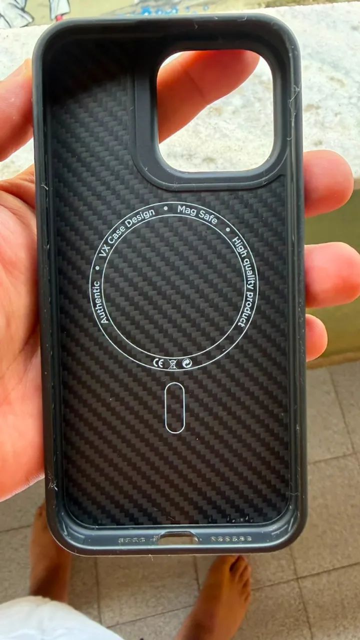 02 Capas VX CASE para Iphone 15 Pro Max - Kevlar preta e Couro - Foto 5