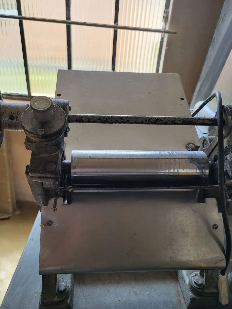 Cilindro  elétrico  pra massas