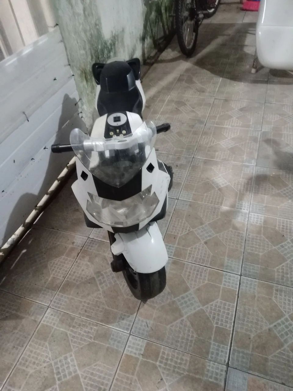 Moto infantil elétrica