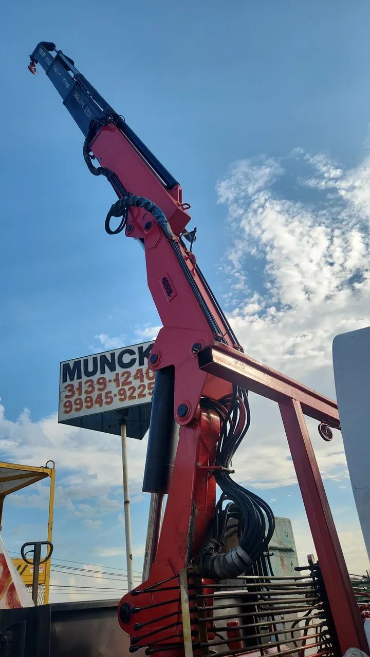 Caminhão munck