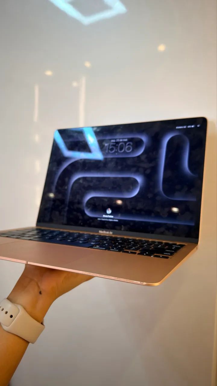 MacBook Air M1 Gold - 8GB / 256GB - Notebooks - SIM, Feira de