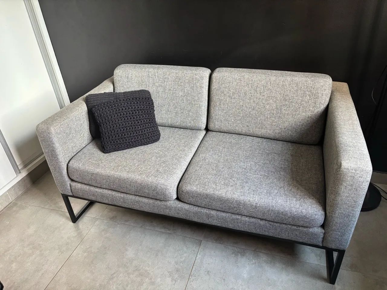 Sofa 2 lugares - impecável - Tok Stok