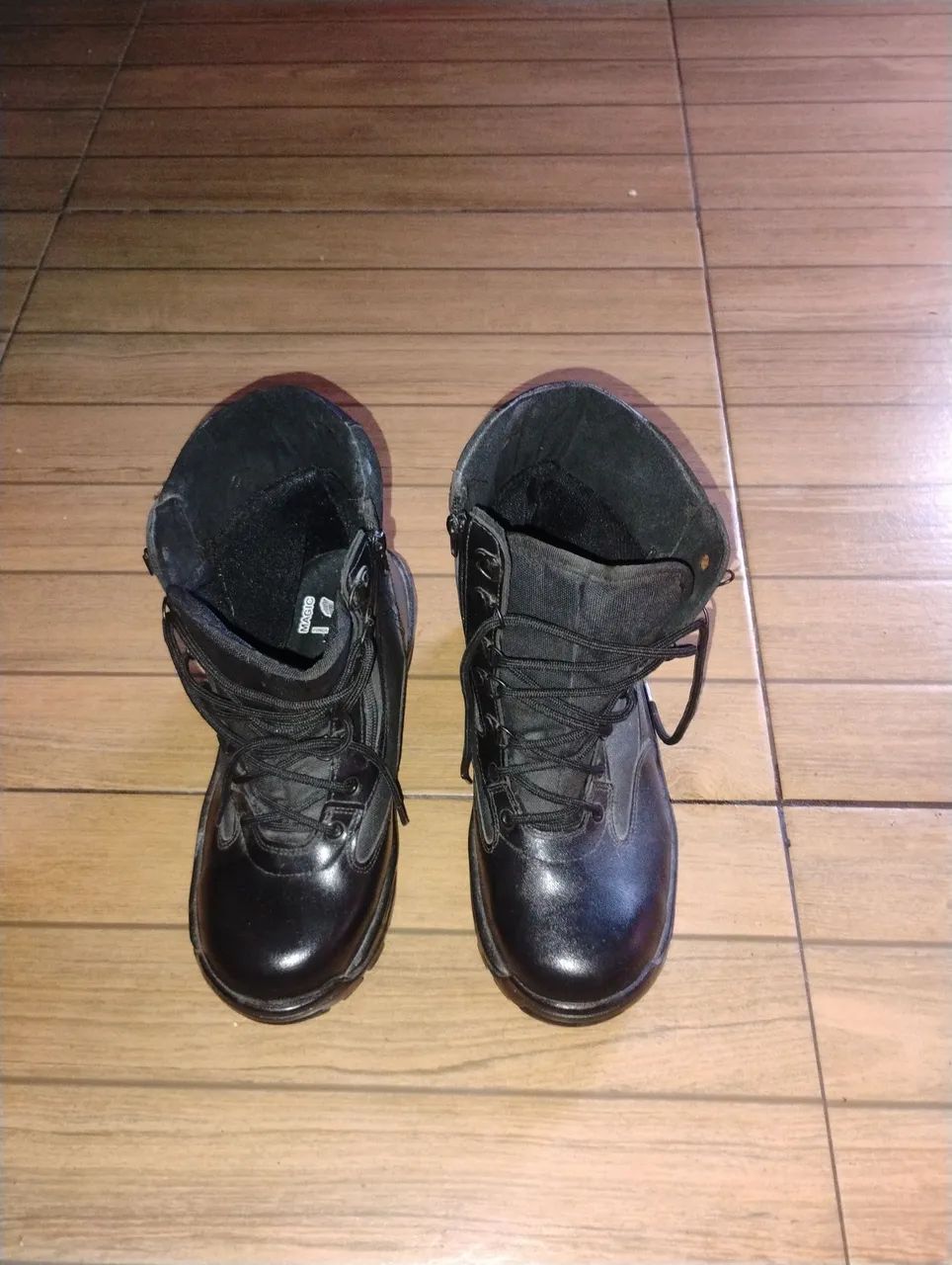 Bota numeração 41 nova - Foto 2
