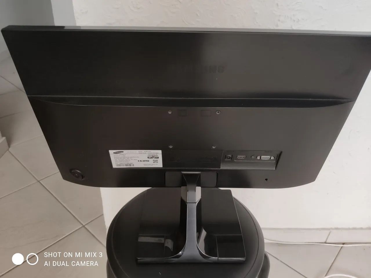 Monitor Samsung 22 polegadas HDMI x VGA - Foto 2