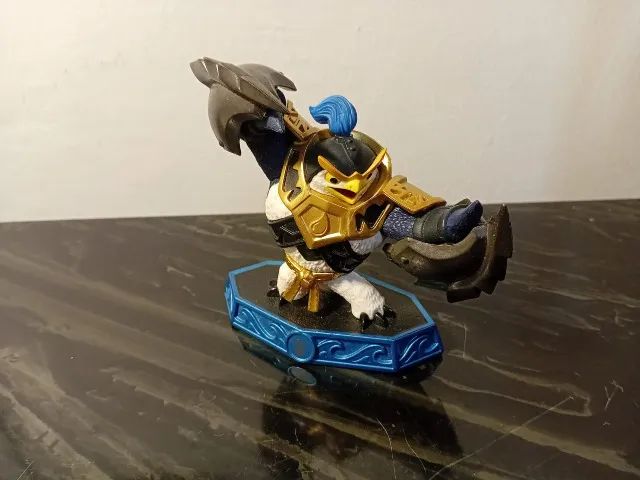 Boneco Skylander Master King Pen