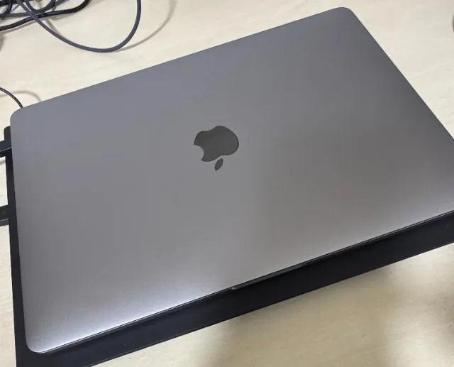 MacBook Air 13 (i7, 8GB, SSD 120GB) - Notebooks - COHAB C