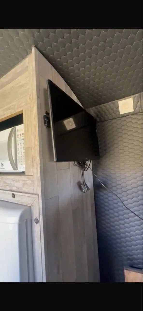TRAILER RESIDENCIAL COM COMPARTIMENTO PARA TRANSPORTE DE CAVALOS - Foto 3