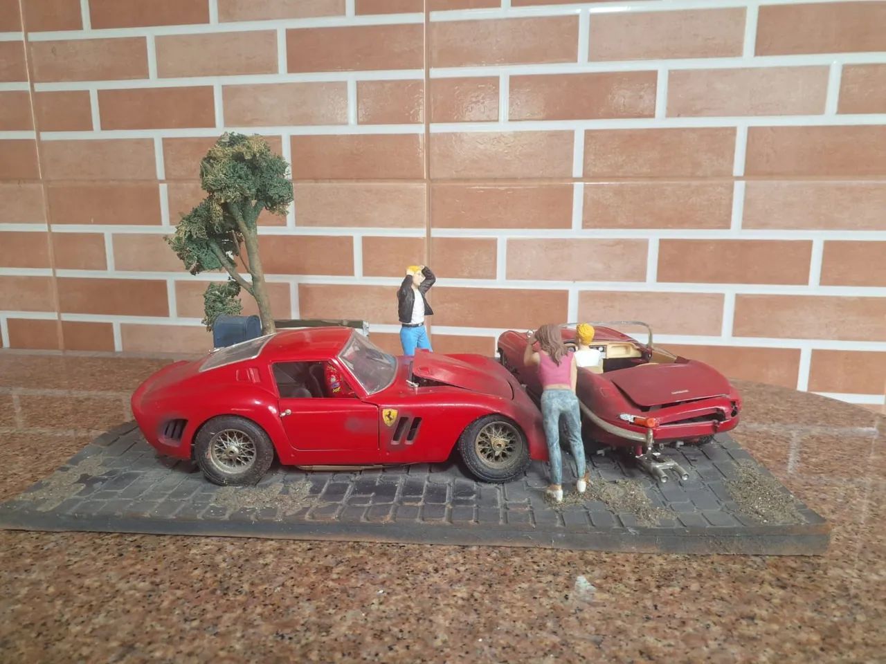 Diorama acidente Ferrari escala 1:18