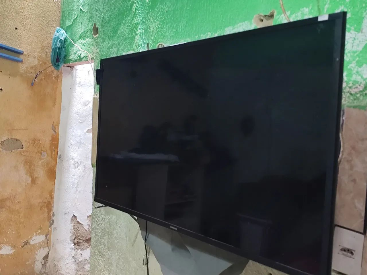 TV 43" Samsung COM DEFEITO  - Foto 3