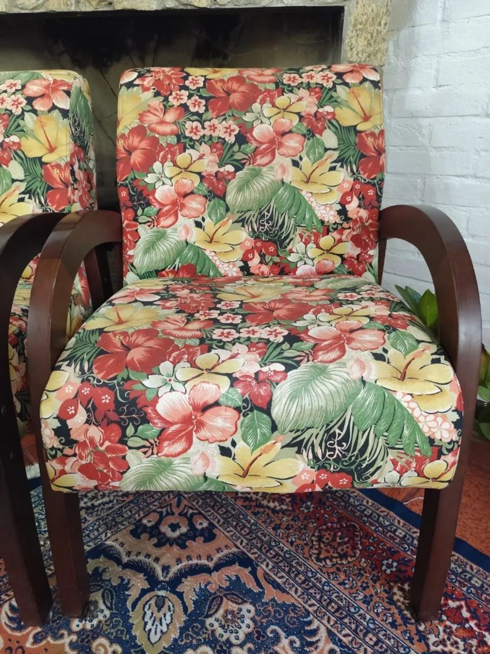 Poltronas 300 cada  - Foto 4