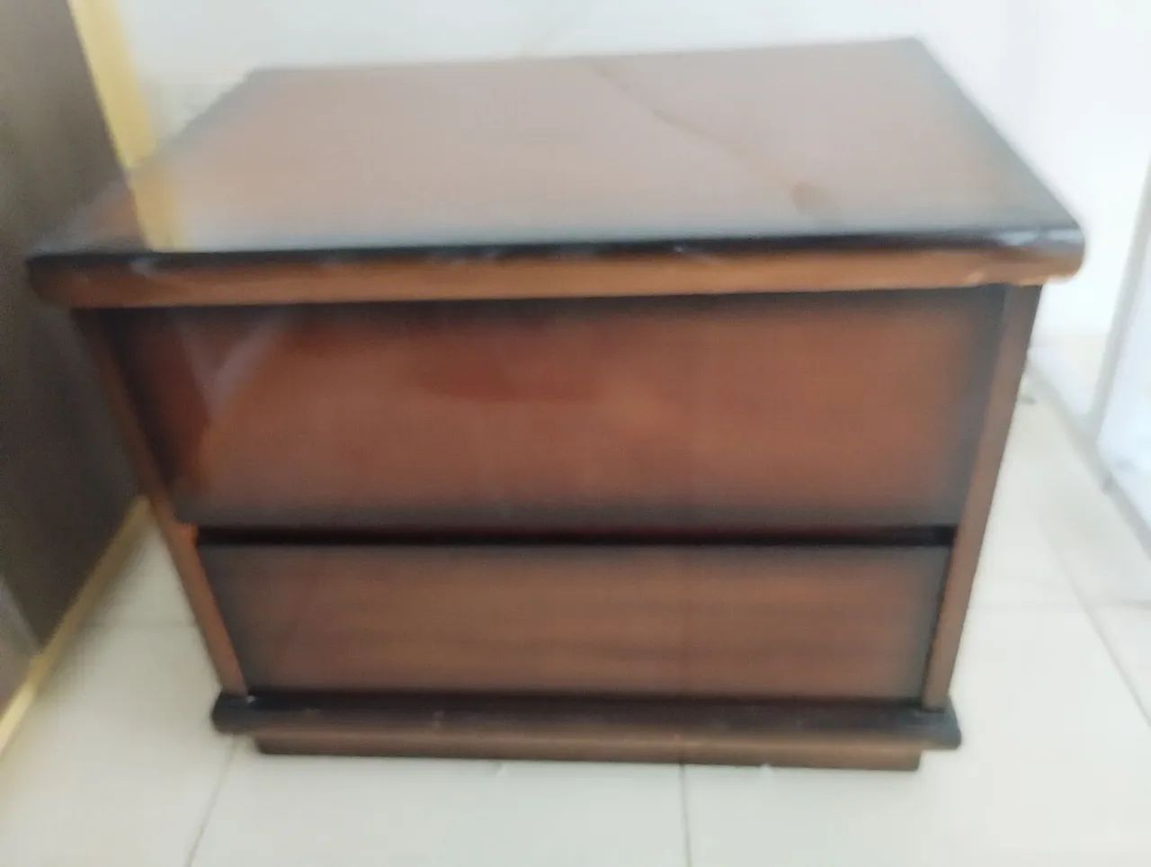 Conjunto de Mesa de cabeceira mogno  - Foto 5