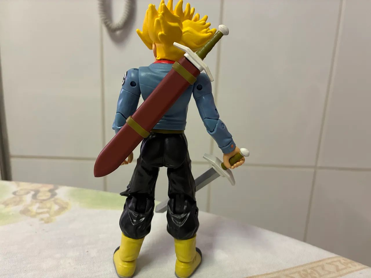 Boneco Trunks Super Sayan - Dragon Ball - Foto 3
