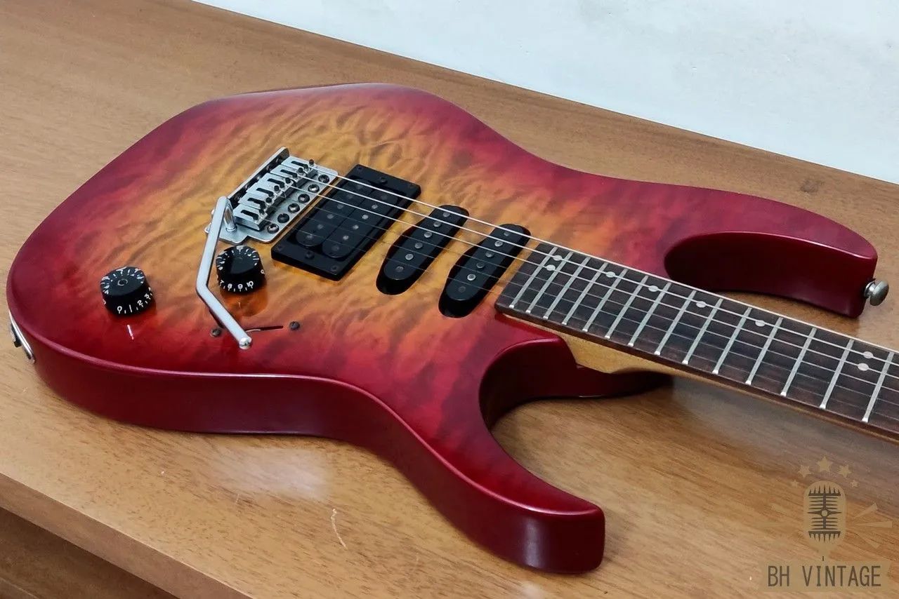 Washburn WR-150 (Super Strato)  - Foto 2