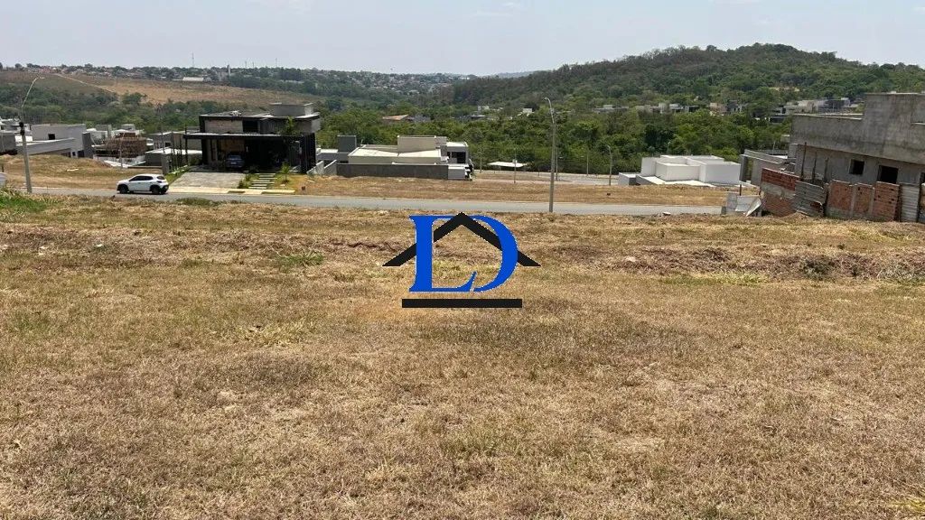 Terreno em Condomínio de Luxo no Jardins Porto, Senador Canedo-GO 300,00 m² de área - Apro - Foto 4