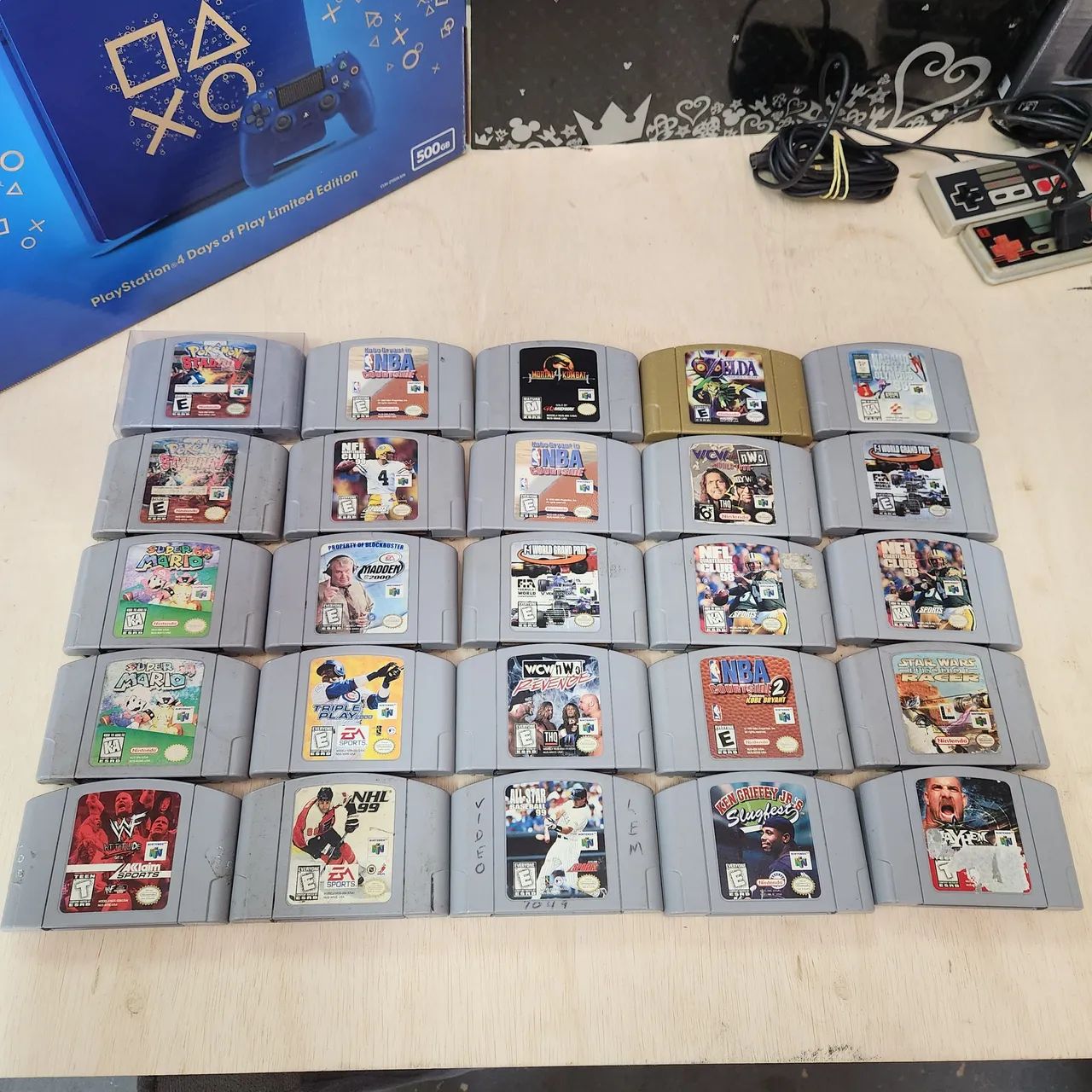 Lote castuchos de Nintendo 64 
