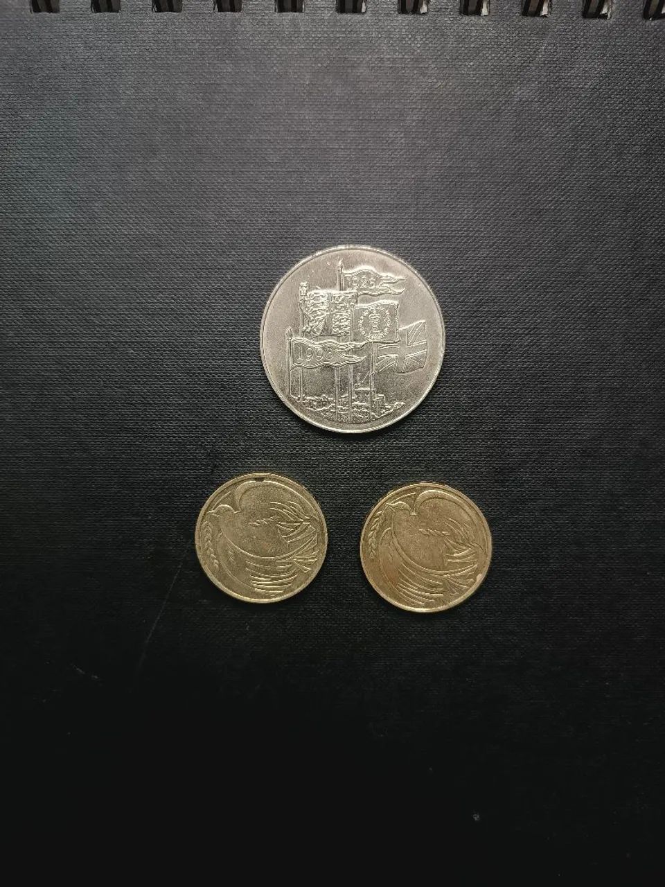 Moedas de prata antiga, 5 pounds e 2 poundsx 1996 - 1945 - Foto 2