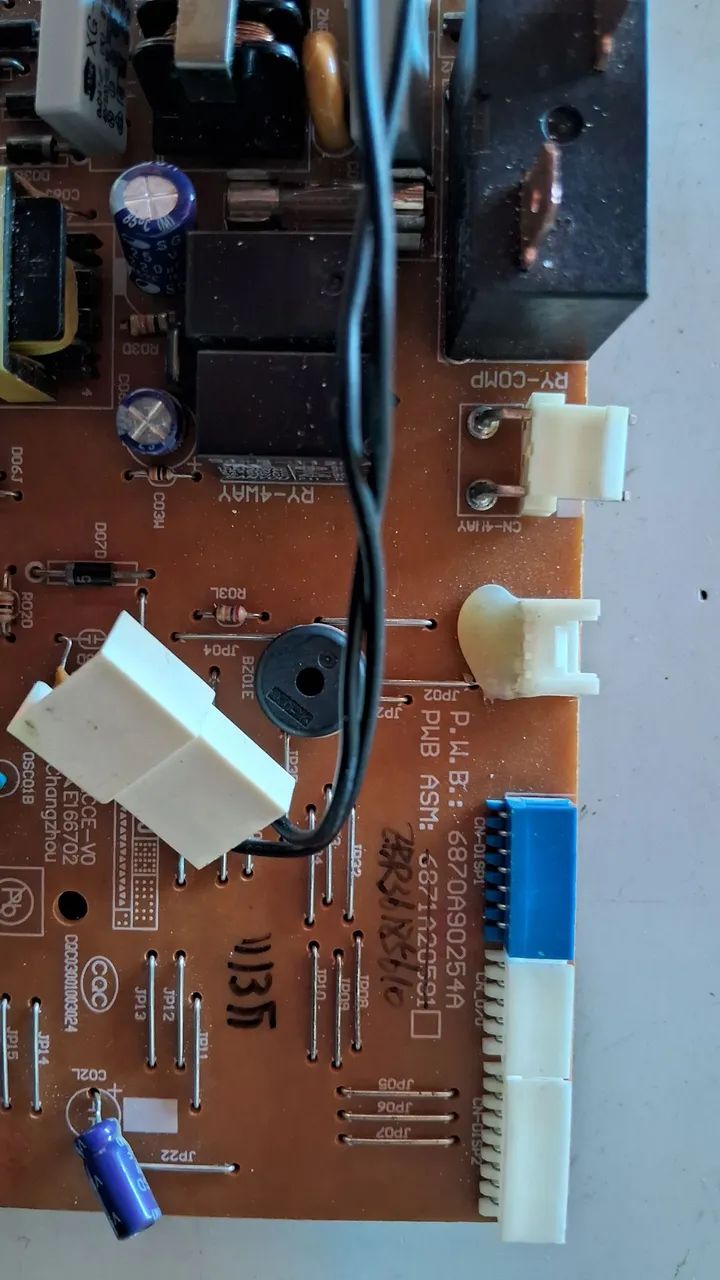 Placa evaporadora LG modelo 6870A90254A usada - Foto 2