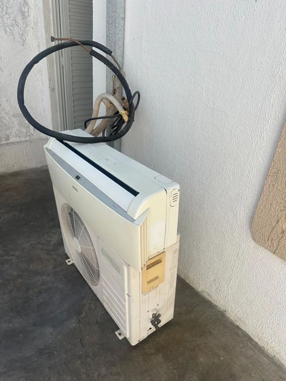 Ar-Condicionado Split Consul 12.000 BTUs - Com Defeito placa / Para Peças - Foto 4