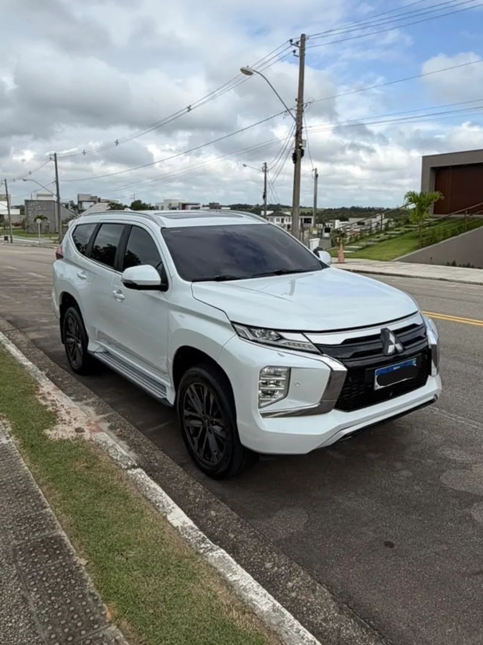 Mitsubishi Pajero 2022