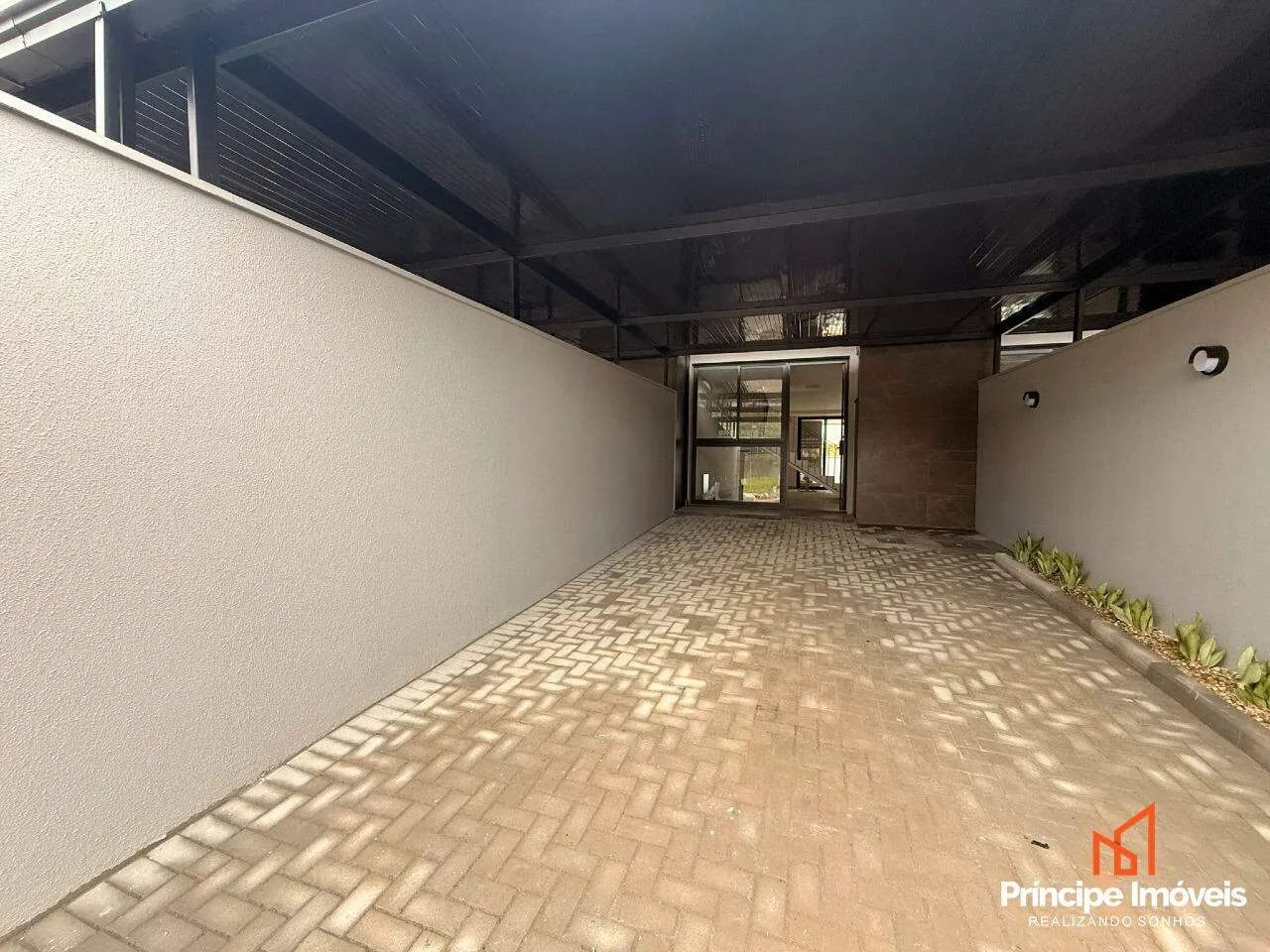 Geminado com 3 quartos no Glória em Joinville