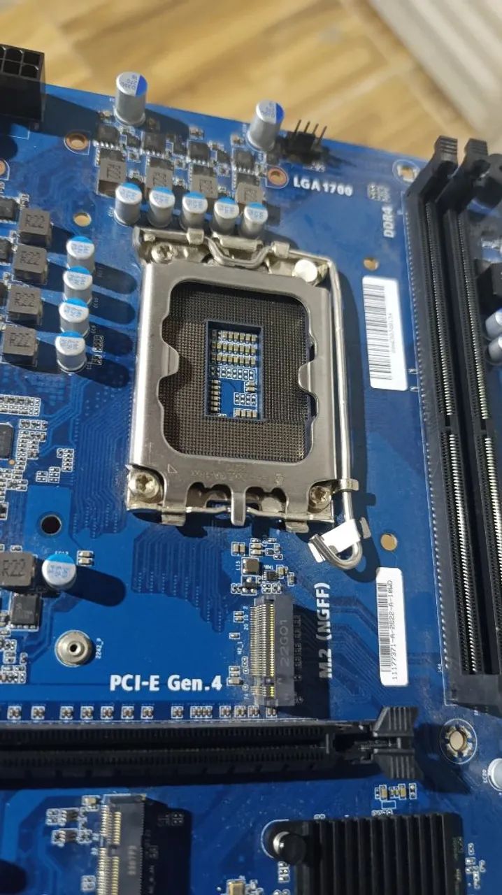 Placa mãe ddr4 positivo lga 1700 - Foto 4