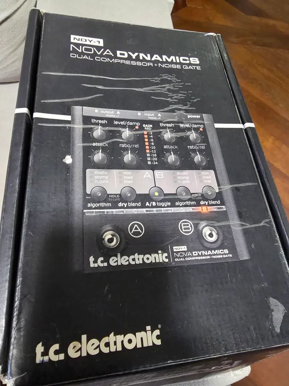 Pedal Nova Dynamics TC Eletronic  - Foto 2