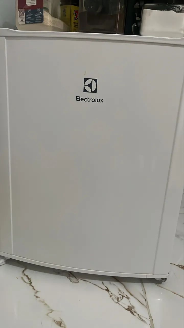 Frigobar Eletrolux 79l - Foto 2