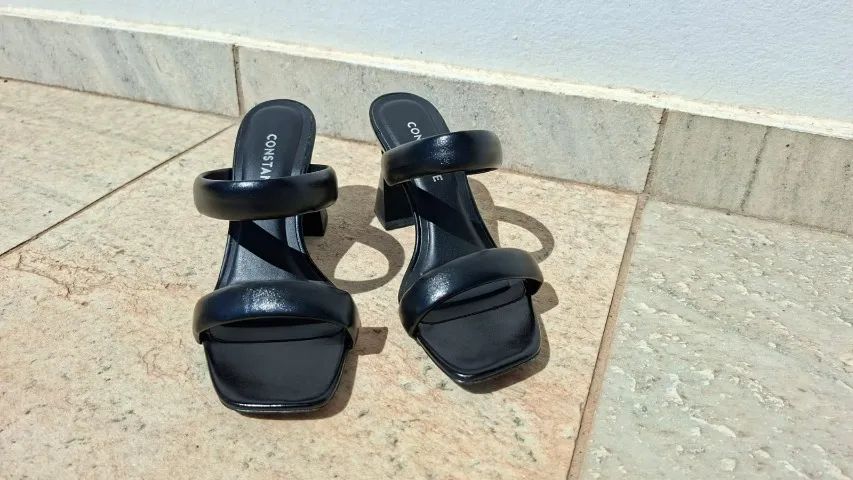 Tamanco Constance Preto Salto Bloco Tiras Acolchoadas Tam 34 - Foto 3