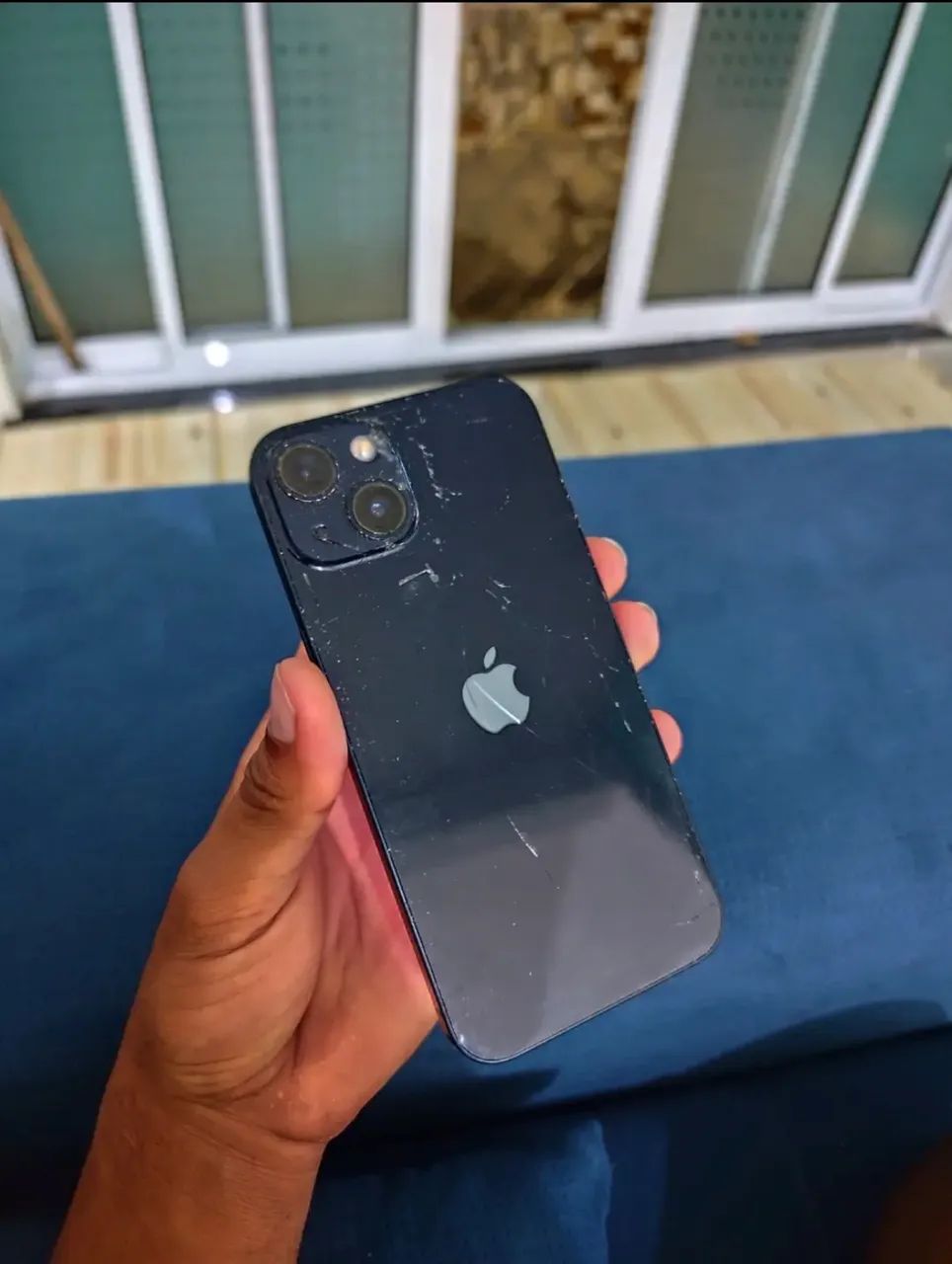 Iphone 13 c/ fundo trincado  - Foto 2
