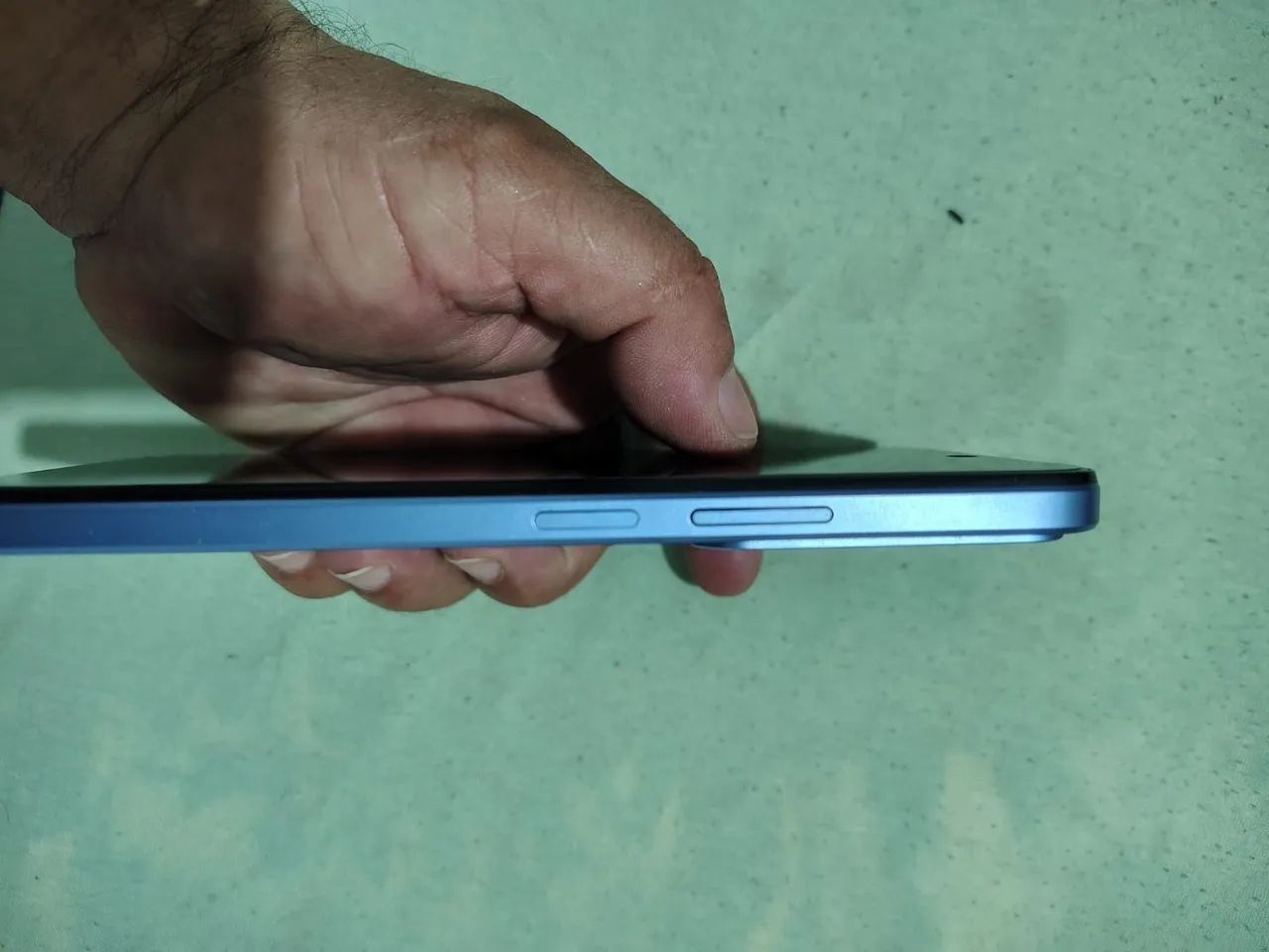 Venda de um celular novo aprova de água e resistente a quedas! - Foto 2