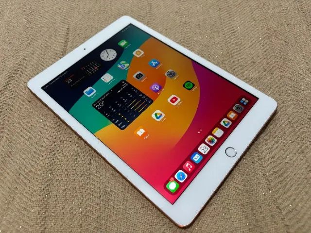 iPad 6ª geração Rose Gold em ótimo estado